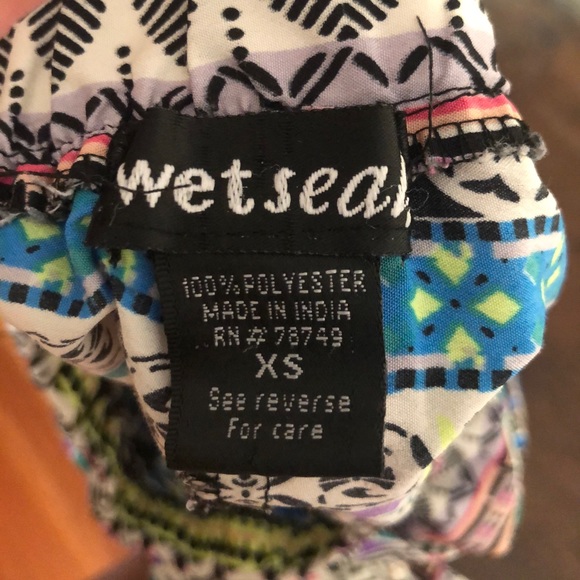 Wet seal pants - Picture 2 of 6